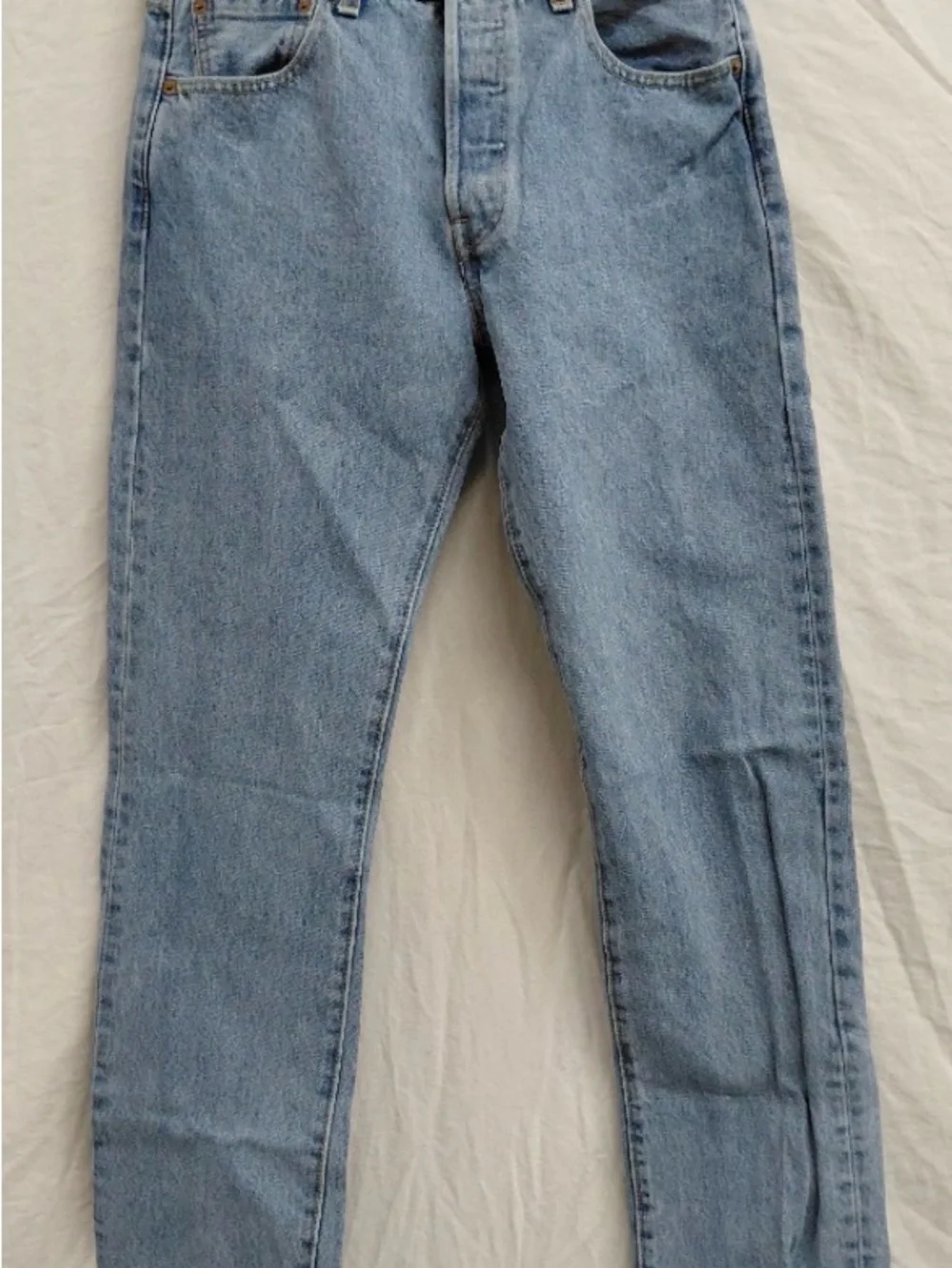 VINTAGE Levi's 501 Original Fit Men's Button Fly Straight Leg Blue Jeans